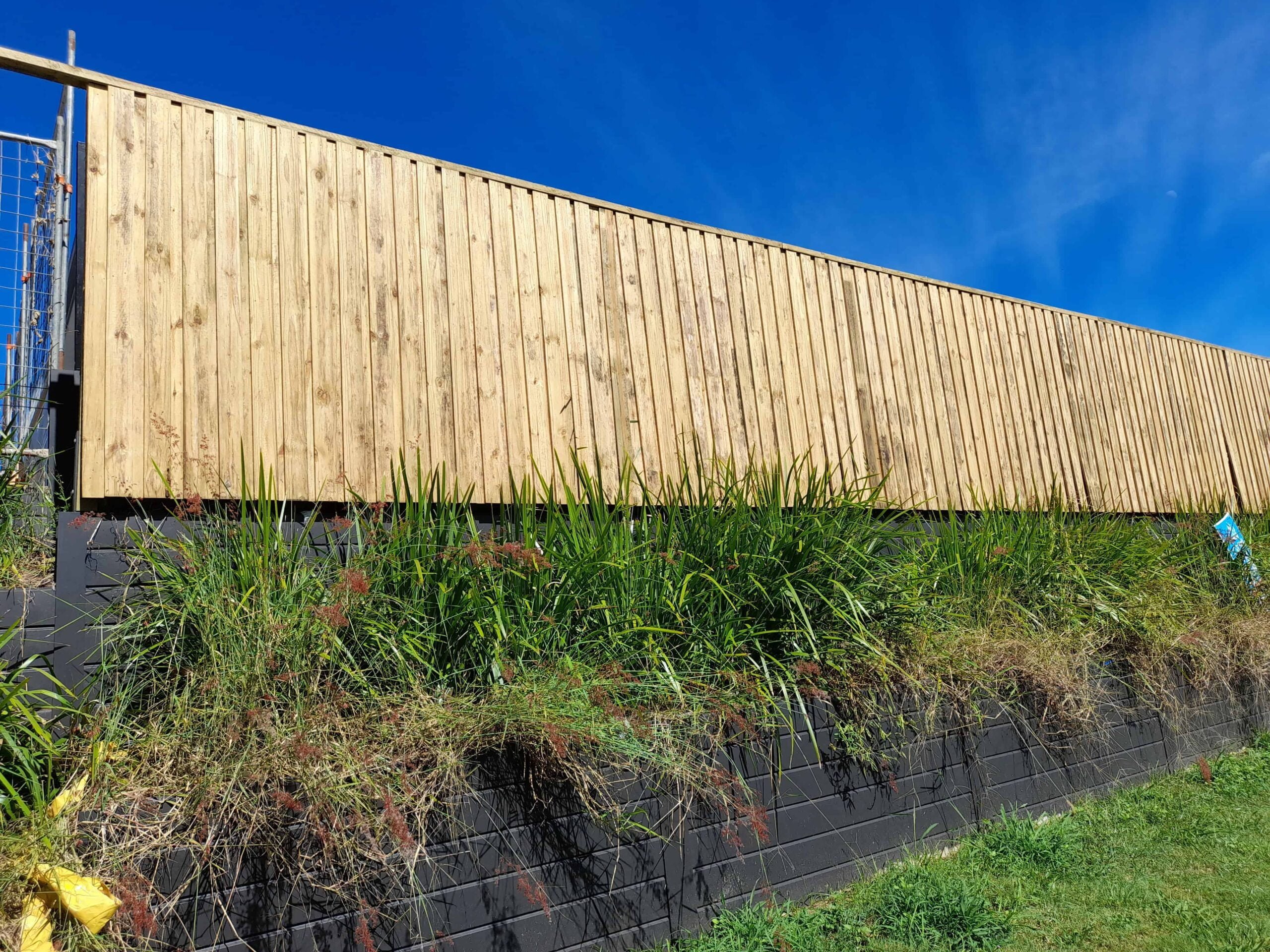 Colorbond Fencing Brisbane RJ FENCING BRISBANE